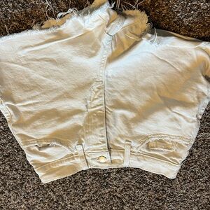 Universal Thread Cream Denim Shorts